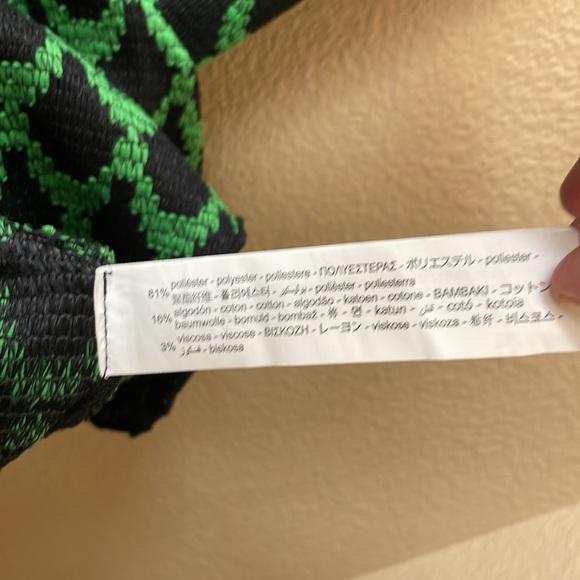 Zara Black and Green Scalloped Dress - Picture 4 of 5